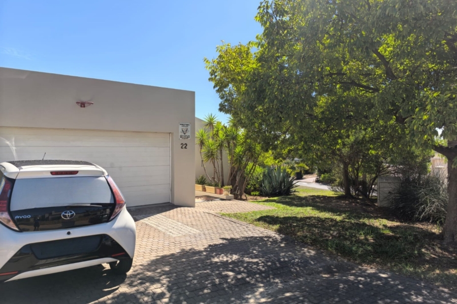 To Let 4 Bedroom Property for Rent in Steynsrust Western Cape